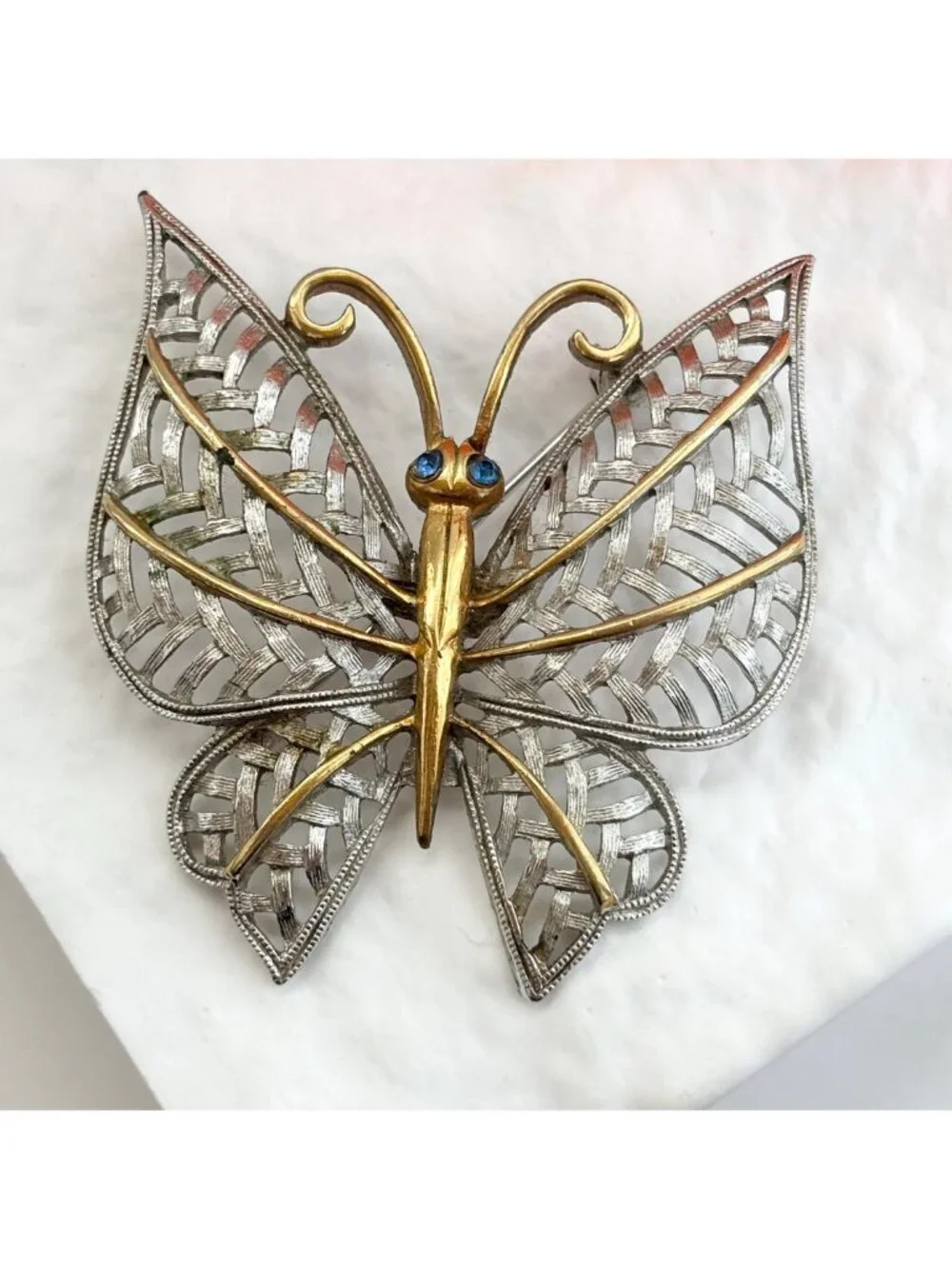 Dual Toned Woven Winged Avon Designer Vintage Costume Jewelry Brooch | Lapel Pin